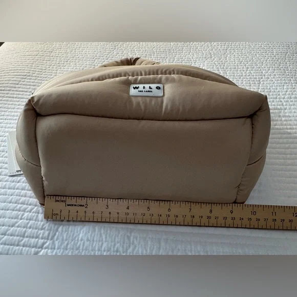 Wilo The Label Mini Puffer Active Tote Bag with Straps - Picture 9 of 13